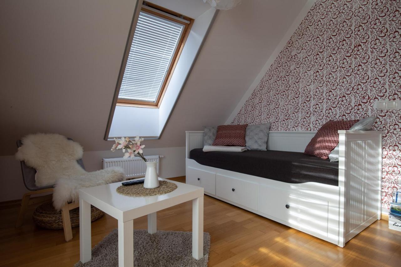 Apartments Tourist Farm Storman With Ev Ch-Station Tržič 외부 사진