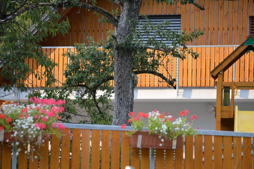 Apartments Tourist Farm Storman With Ev Ch-Station Tržič 외부 사진